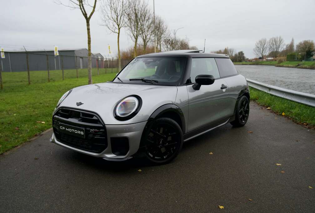 MINI NIEUW MODEL  JCW-PAKKET  PANO  CAMERA  TOP
