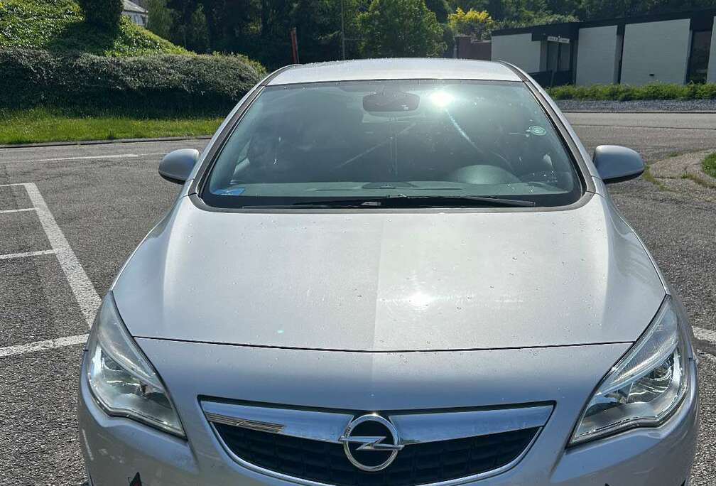 Opel Sports Tourer 1.4 Turbo Essentia