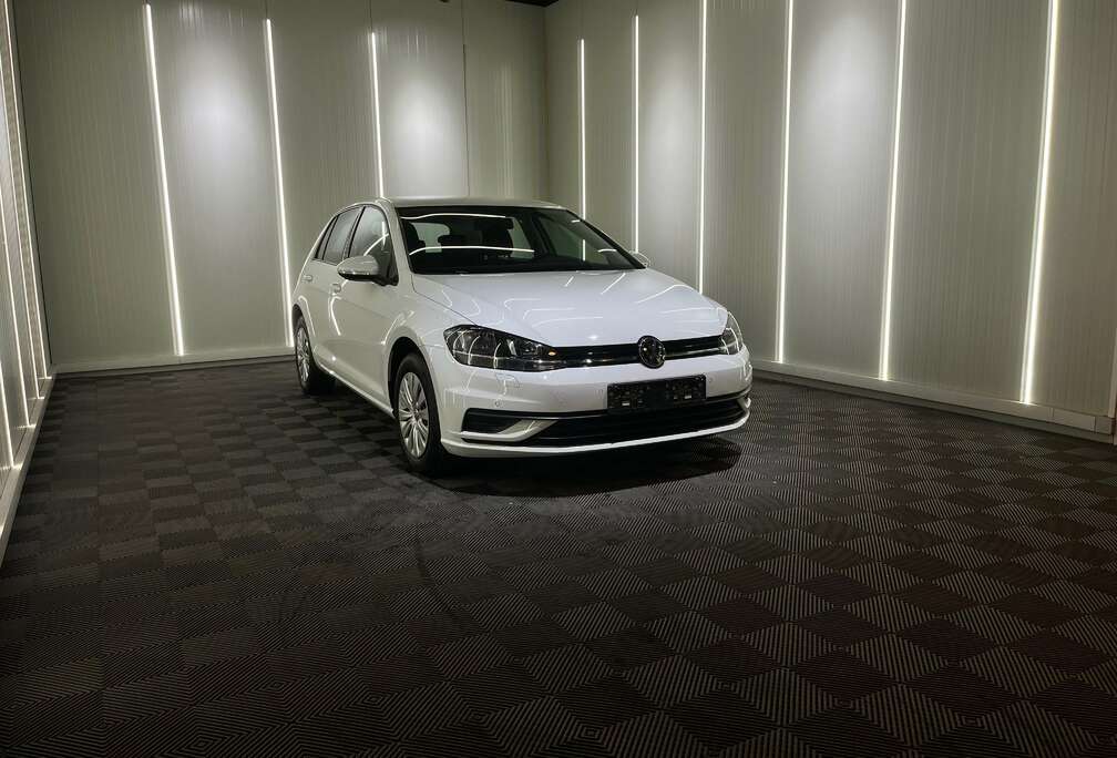 Volkswagen Golf 1.0 TSI BMT Trendline