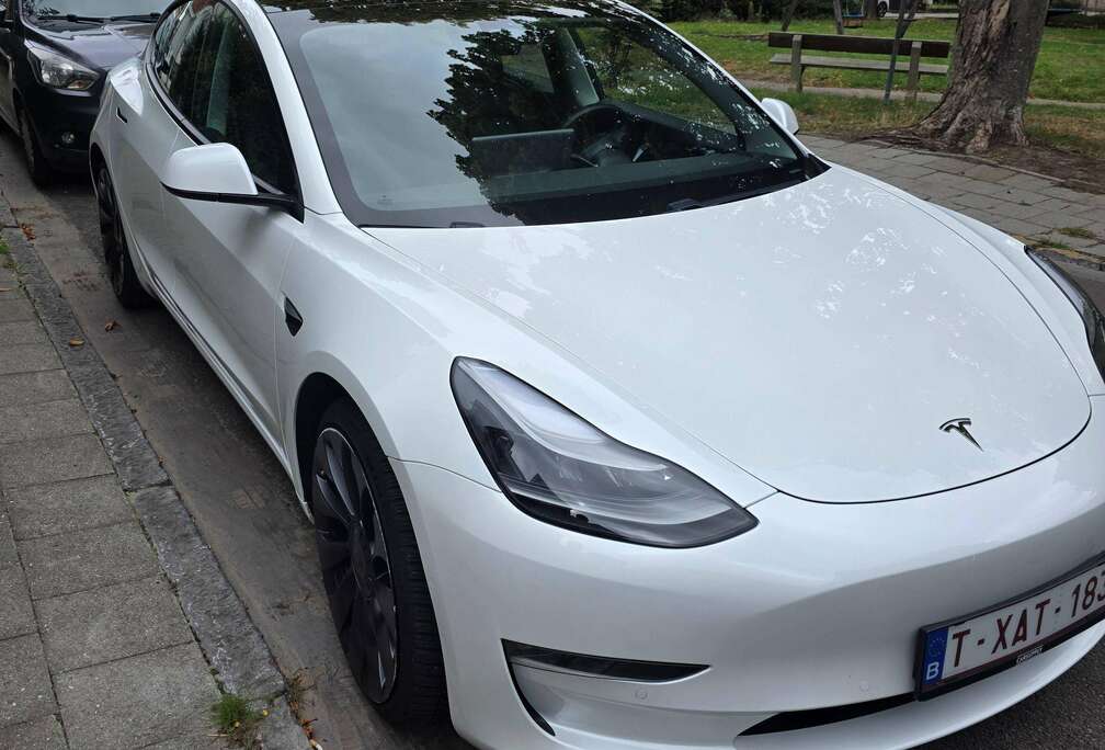 Tesla Model 3 78 kWh AWD Performance (377 kW)