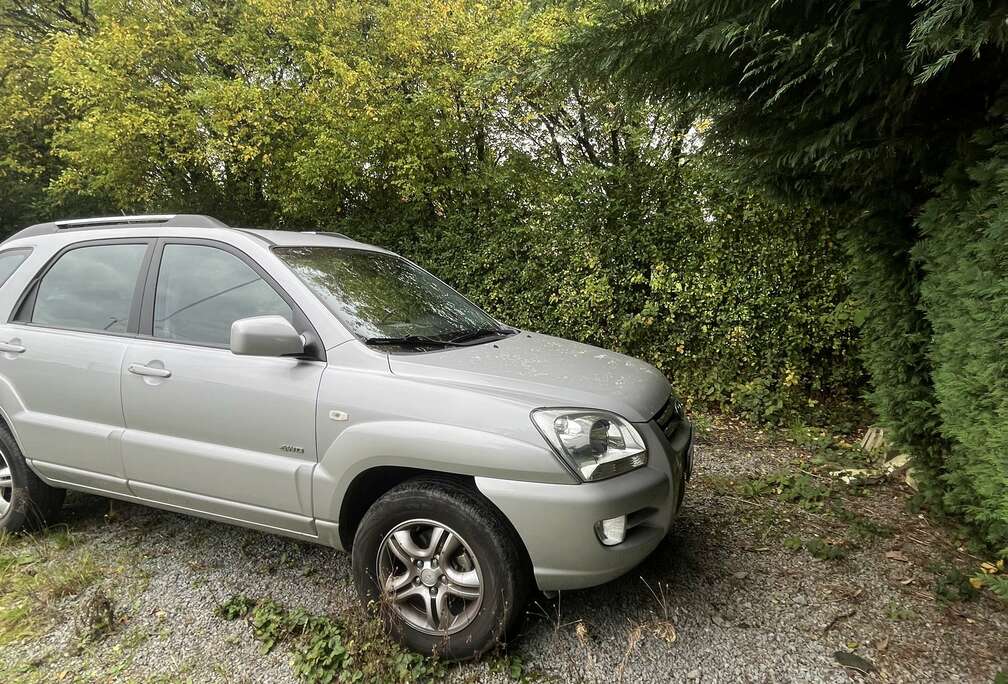 Kia 2.0i 16v Active 4x4