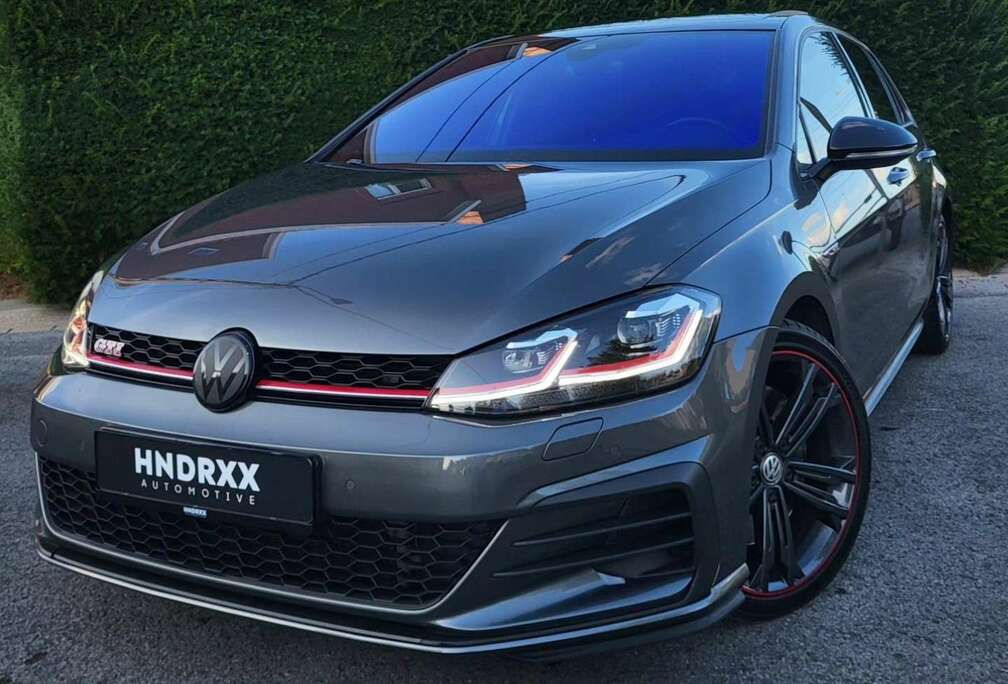 Volkswagen GTI Performance DSG