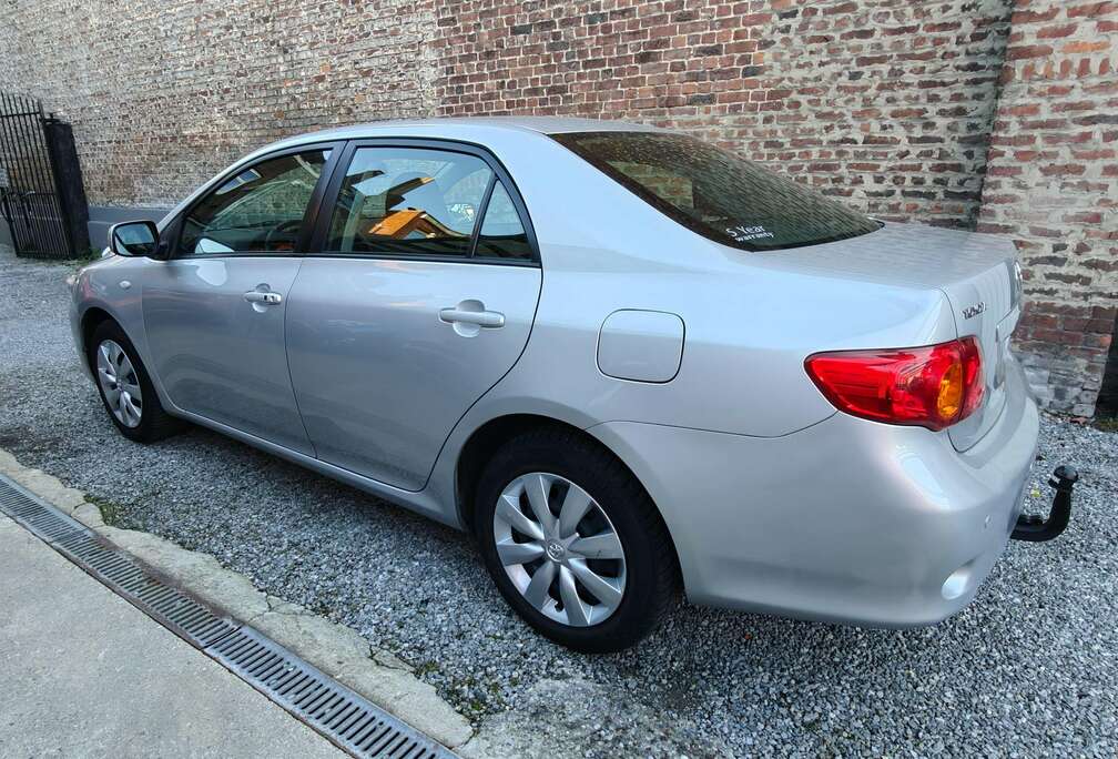 Toyota Corolla 1.4i VVT-i Luna Pack
