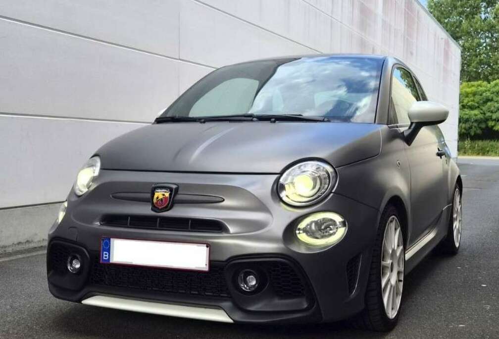 Abarth 1.4 T-Jet Esseesse