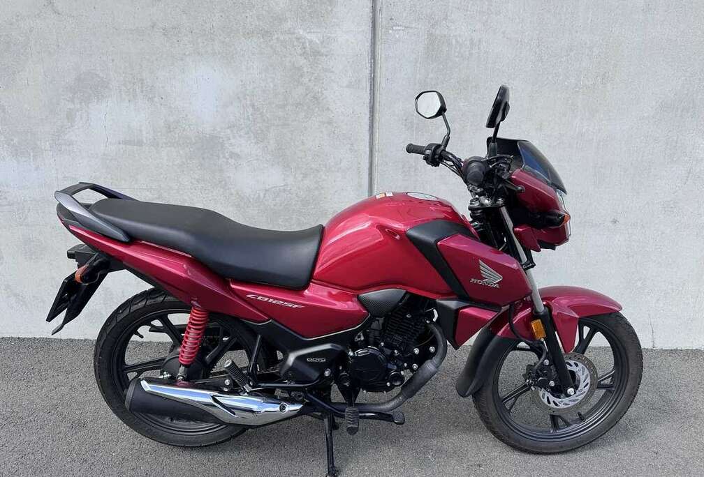 Honda CB125F