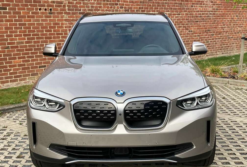 BMW 80 kWh Impressive - 15.000 Km - 48.000 € + Btw