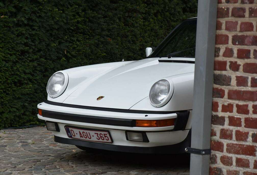 Porsche 911 Carrera Targa