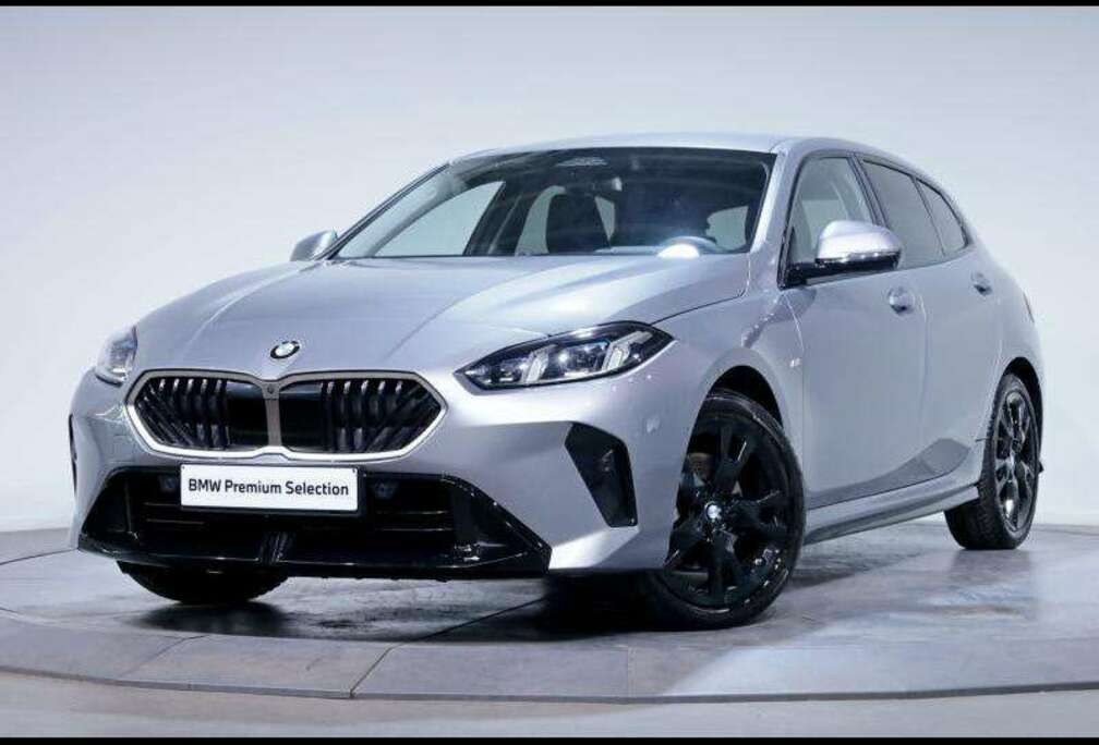 BMW Hatch M Sport Design