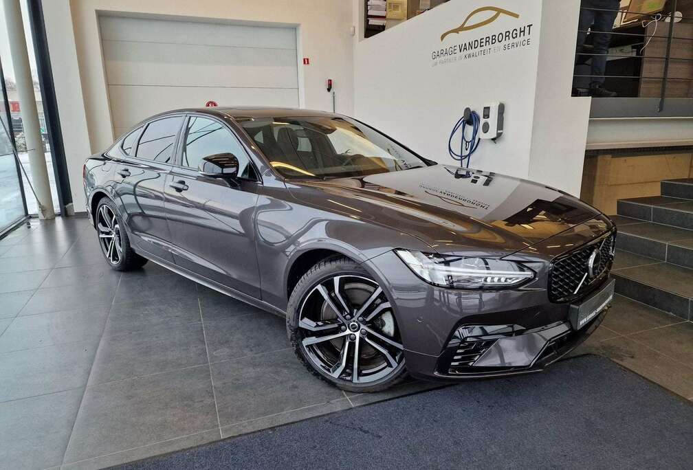 Volvo T8 PLUS DARK-LUCHTVERING- HARMAN KARDON -OPEN DAK