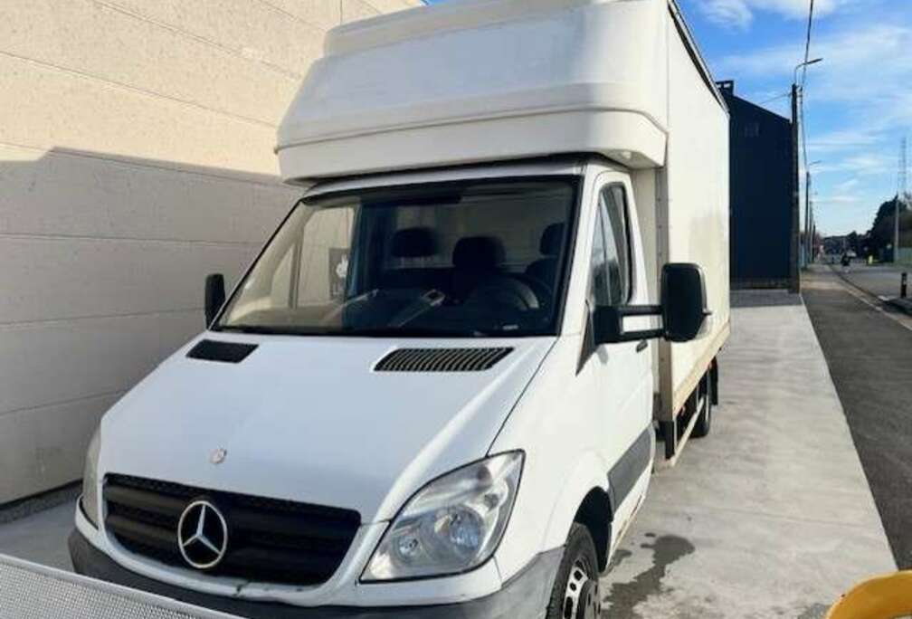 Mercedes-Benz 513 2.1 CDI A2