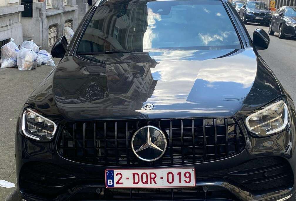 Mercedes-Benz 4Matic 9G-TRONIC AMG Line