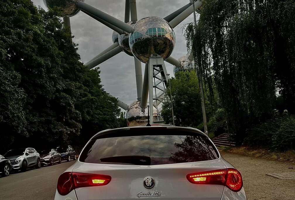 Alfa Romeo 1.6 JTDm Exclusive