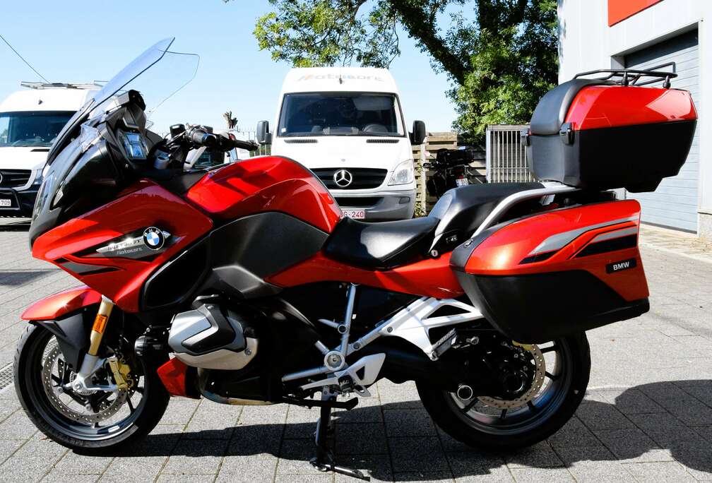 BMW SPORT