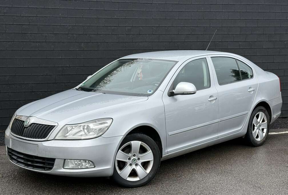 Skoda 1.6 TDi DSG+AIRCO+SIEGES CHAUFF+JANTES+EURO 5