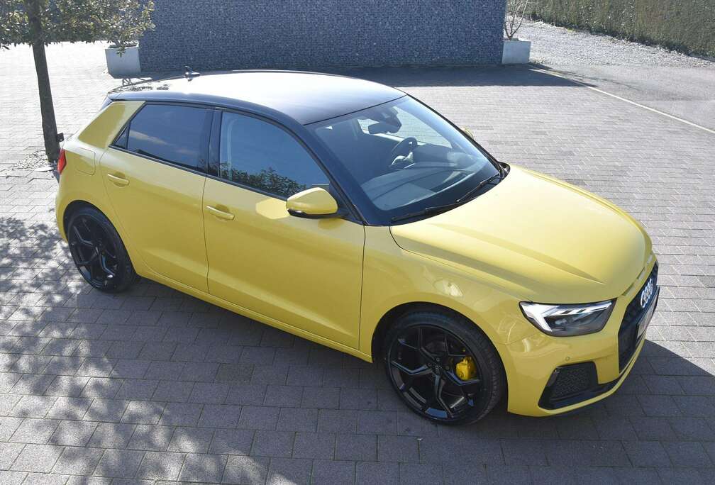 Audi 25 TFSI S-Tronic Bi-Color/18\