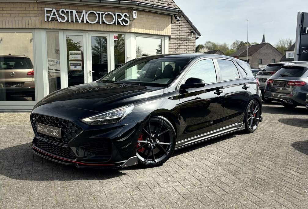 Hyundai i30 Fastback N 2.0 T-GDi N Performance Pack MAXTON EXHAUST COLD AIR SUSPENSION STAR LIGHTS 1 OWNER
