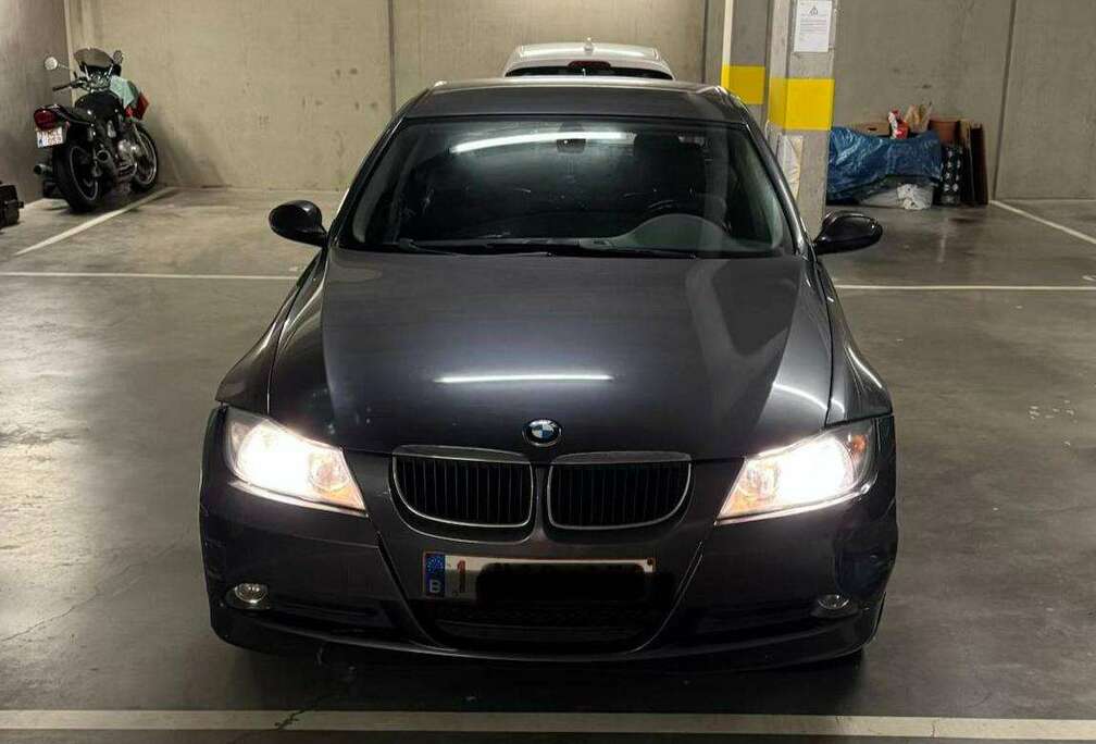 BMW 318i