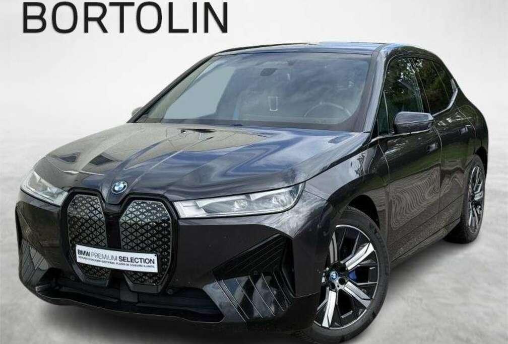 BMW xDrive 40 Kit M Sport Attache Remorque Toit Panora
