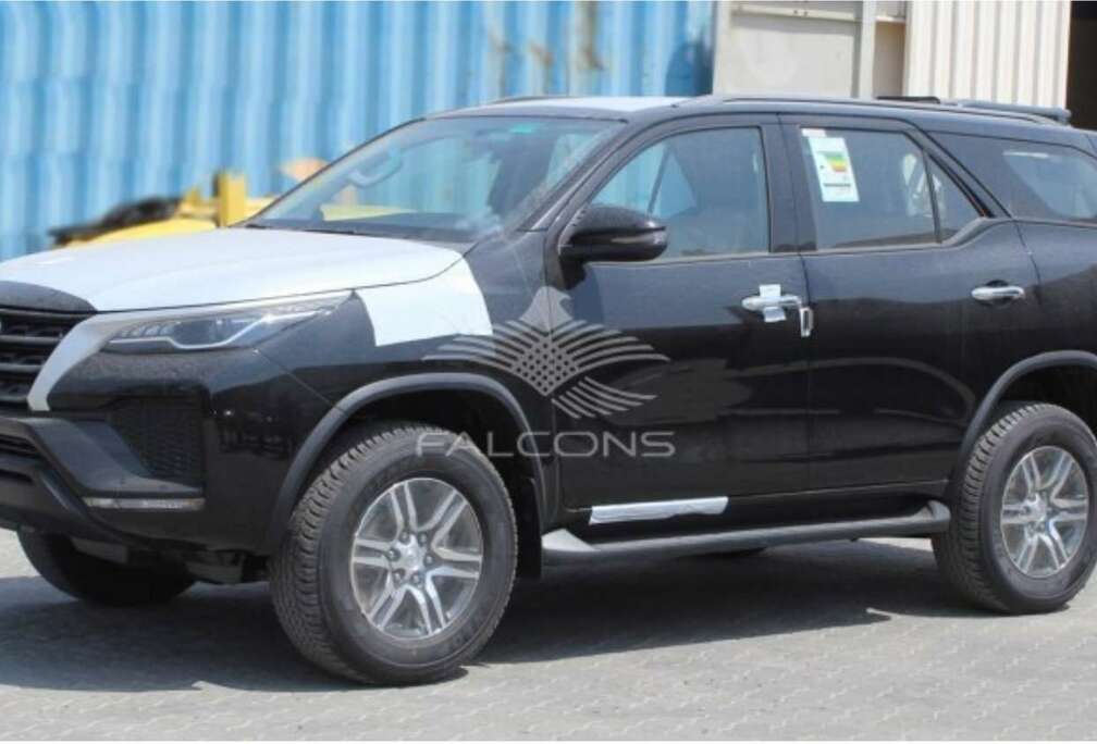 Toyota 2.7L Petrol AT 2025 *FOR EXPORT OUT OF EU*