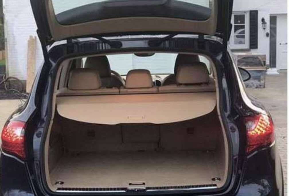 Porsche 3.0D V6 Tiptronic S A