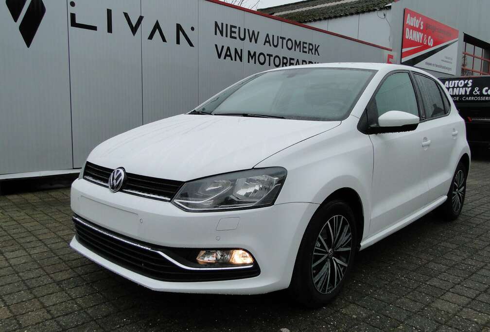 Volkswagen Polo 1.0i allstar