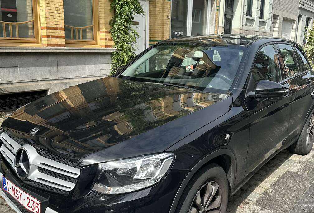 Mercedes-Benz d 4Matic 9G-TRONIC