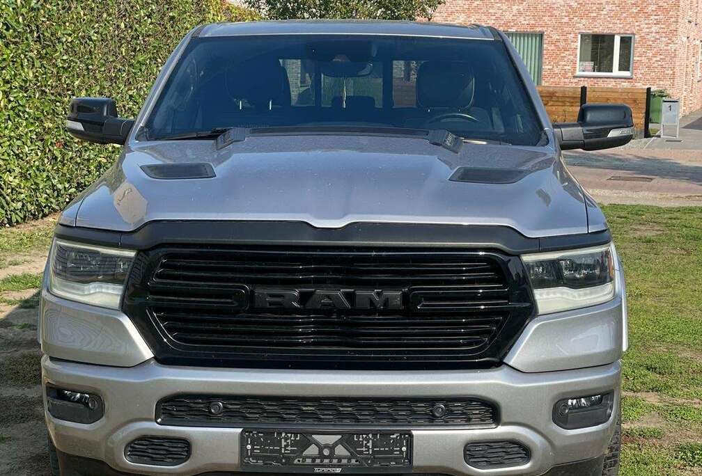 Dodge Dodge ram 1500 hemi 2021
