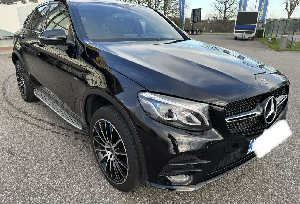 Mercedes-Benz Coupé e 4-Matic PHEV