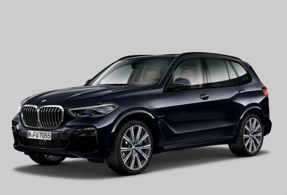 BMW PHEV 3.0AS xDrive45e / LASER / HARMAN / PANO DAK
