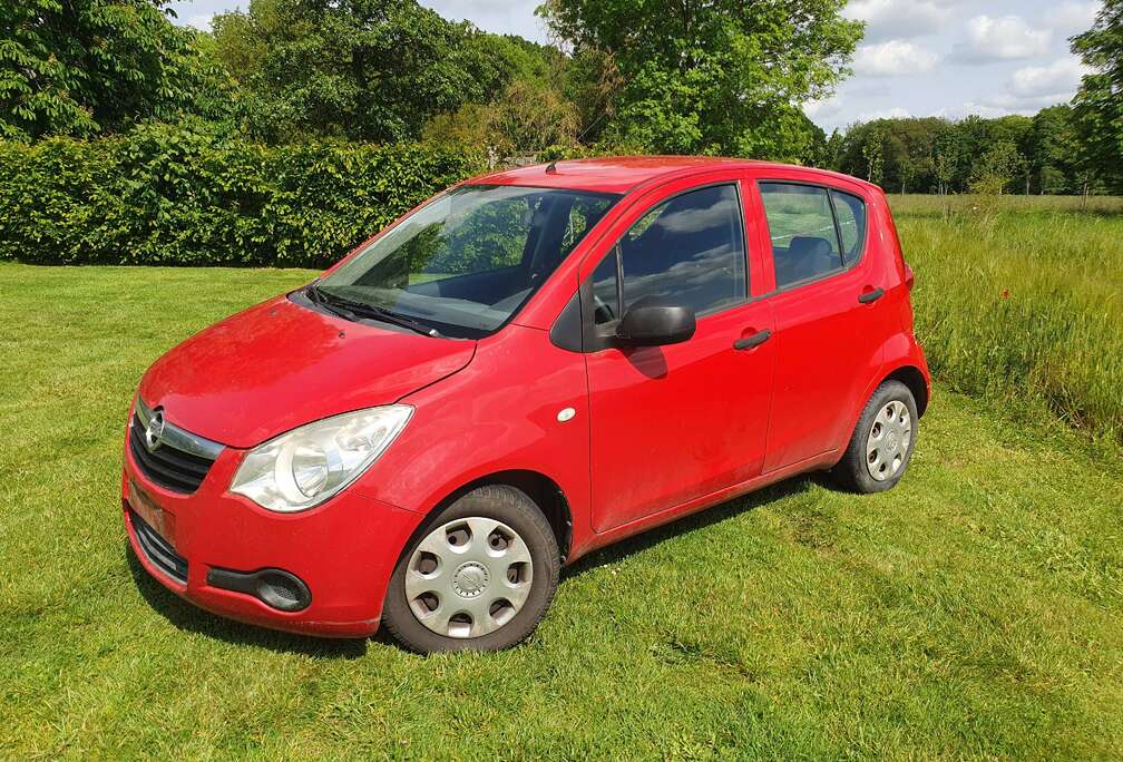 Opel Agila 1.0i Essentia