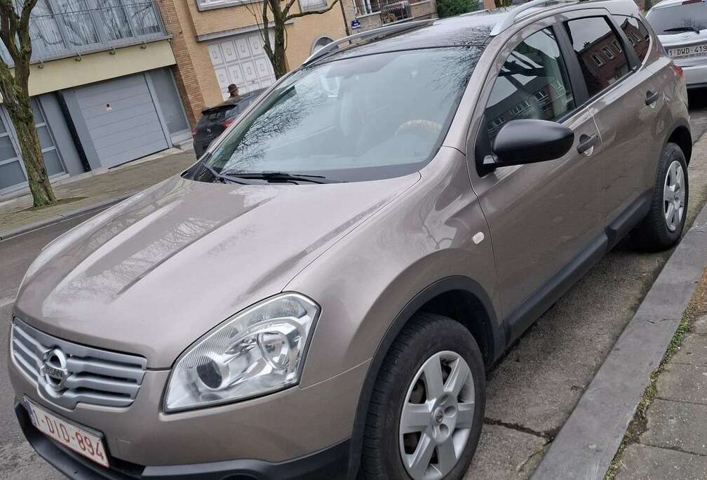 Nissan 1.6i 2WD Tekna + ESP Navi