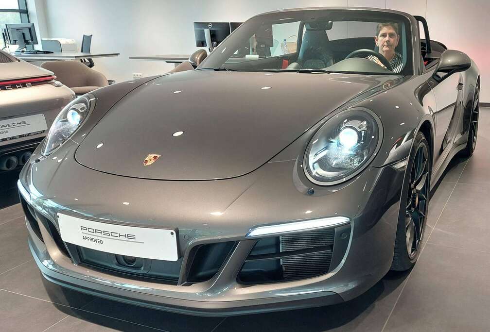 Porsche 991.2 Carrera 4 GTS Cabriolet 3.0 Turbo PDK