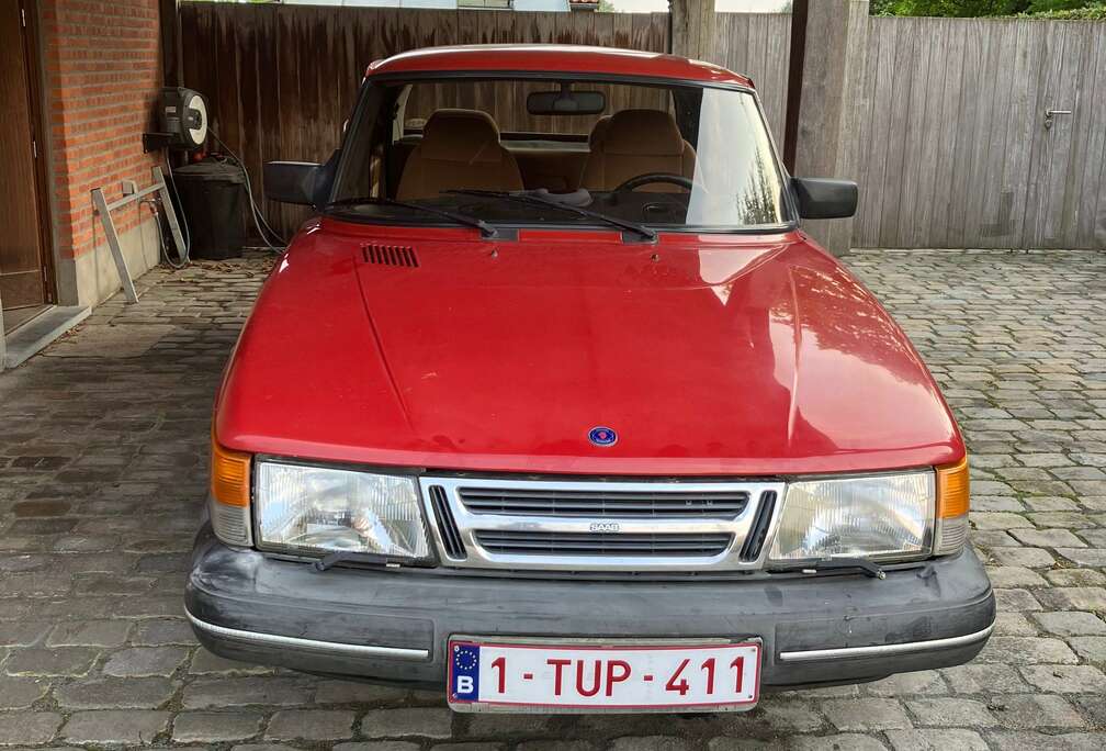 Saab 900+i+16