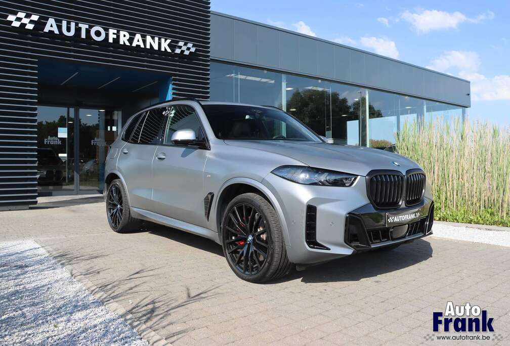 BMW 50E / M-SPORT-PRO / MATT / PANO / DRIV+PARK PRO / SFT-CLS / 22\
