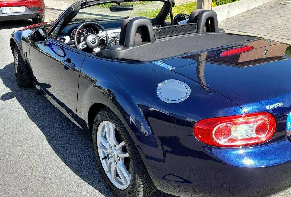 Mazda MX-5 1.8i Active