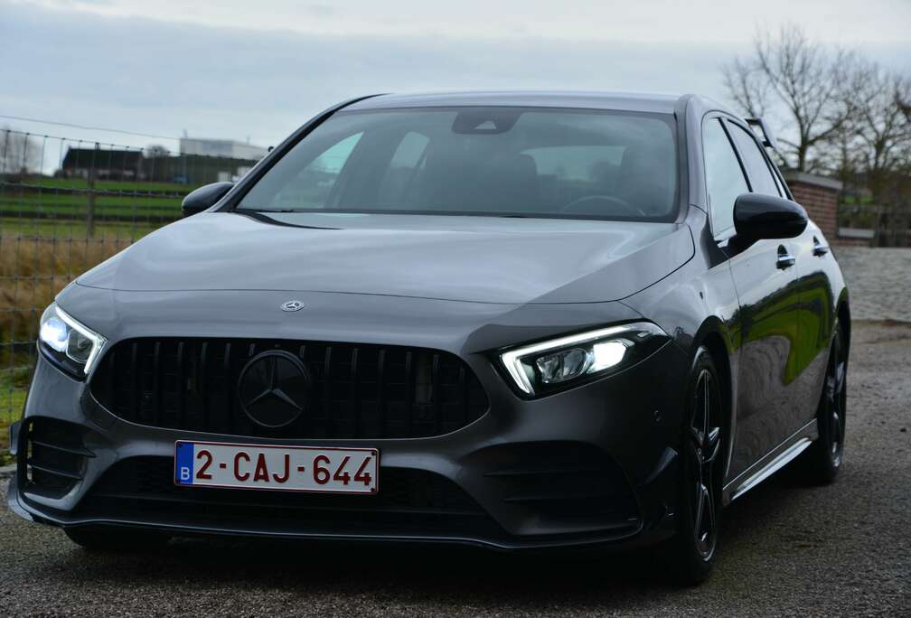 Mercedes-Benz AMG-LINE / A45 LOOK