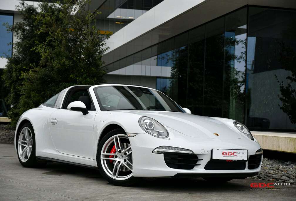 Porsche 3.4i PDK / TARGA 4