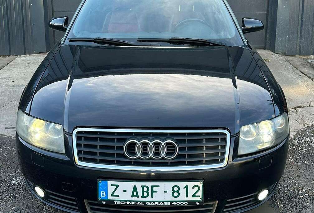 Audi A4 Cabriolet 2.4i V6 30v CVT Multitronic