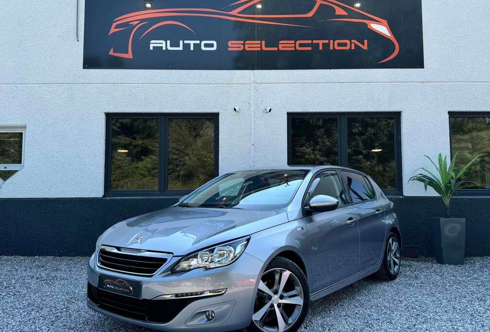 Peugeot 1.2i STYLE - CAMERA - NAVIGATION