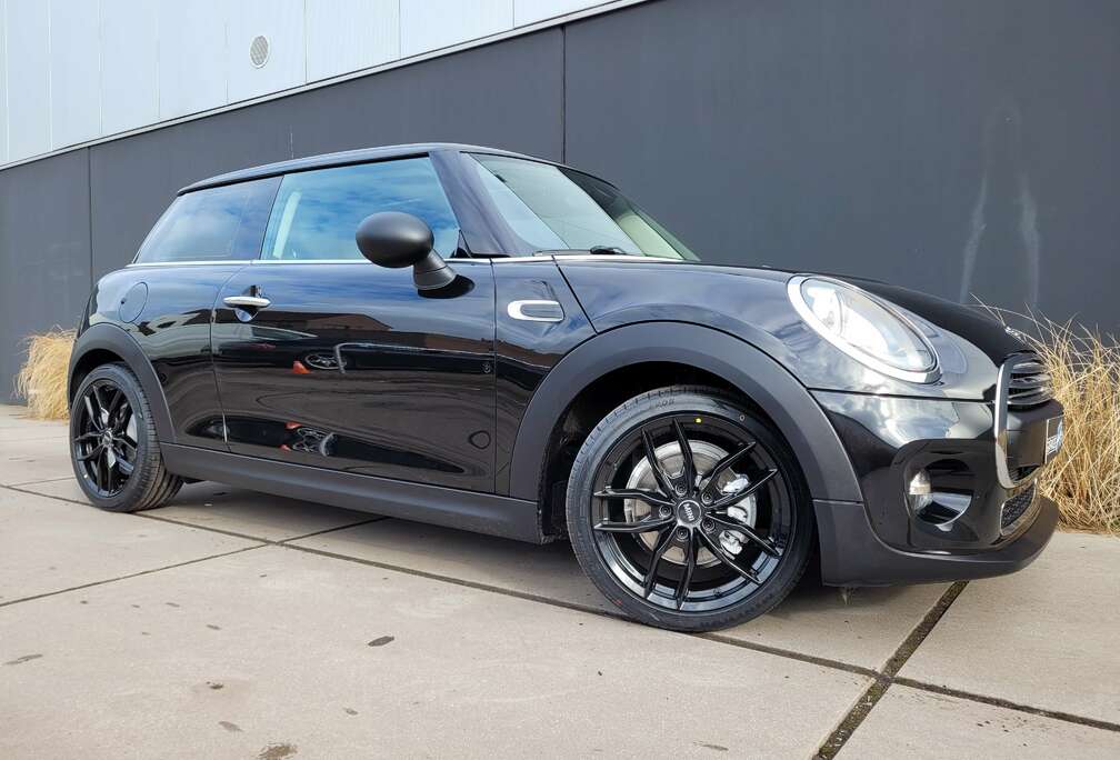 MINI 1.2i*SPORTSTOELEN*PANO DAK*DEELLEDER*ZETELVERW.*