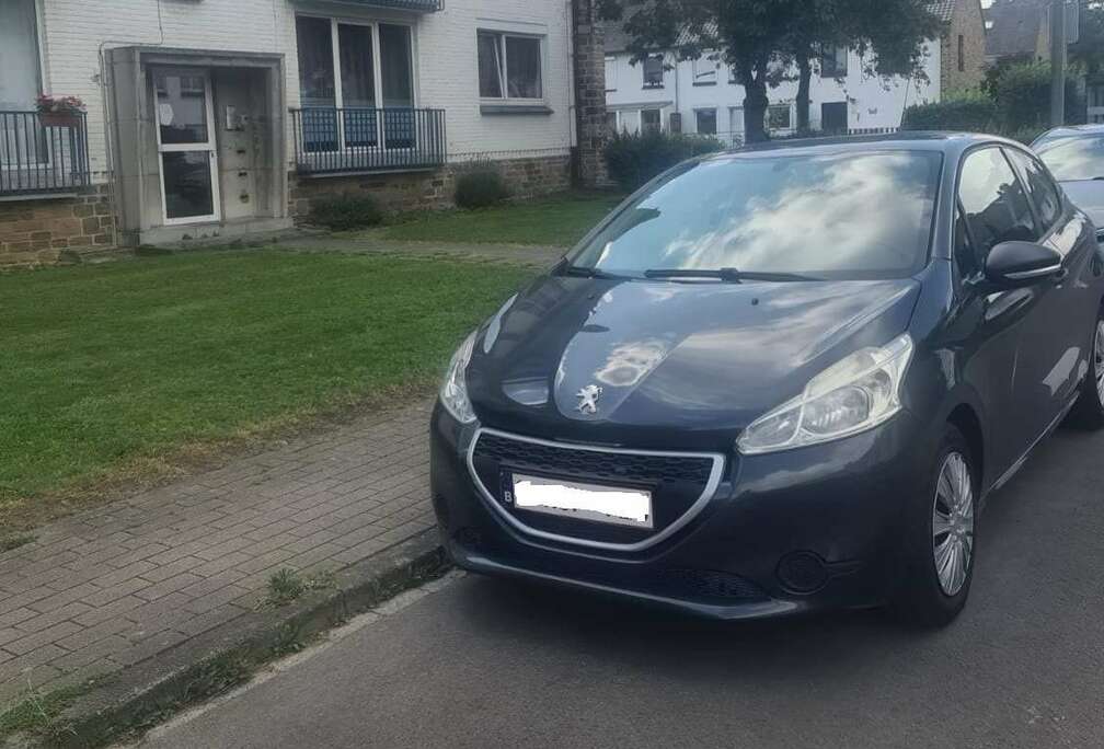 Peugeot 208 1.0i Urban Soul