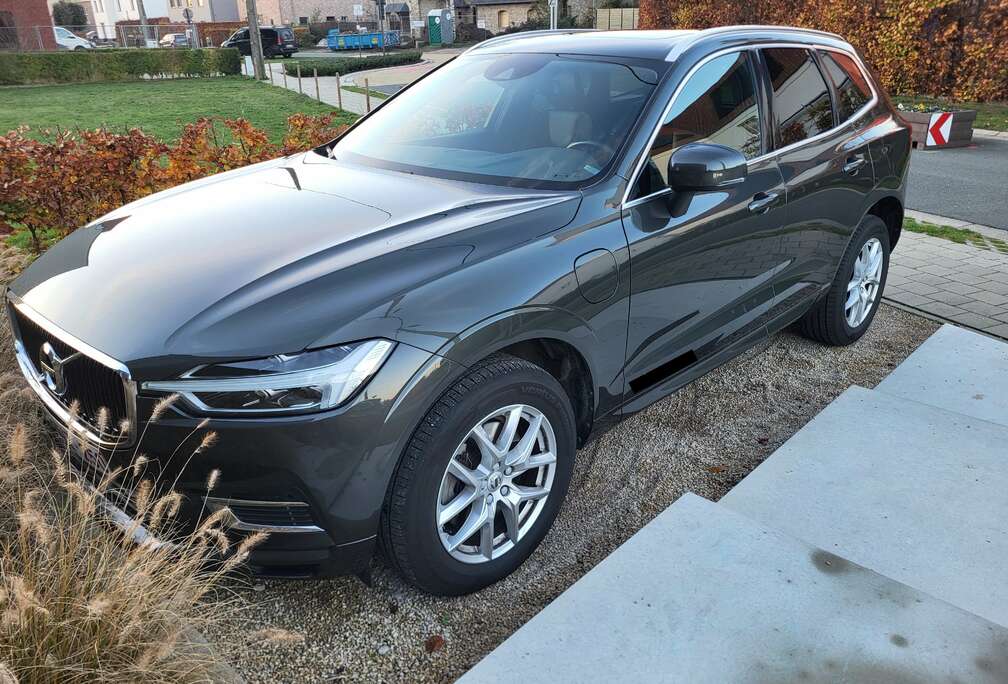 Volvo XC60 T8 Twin Engine AWD Geartronic Momentum