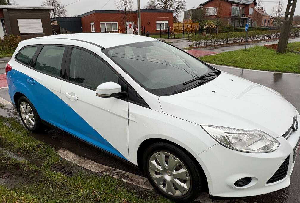 Ford Focus Turnier 1.6 TDCi DPF Start-Stopp-Syste Trend