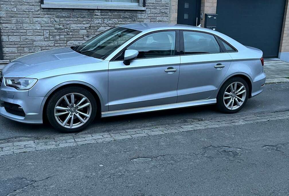 Audi Sportback 2.0 TDi Ambiente