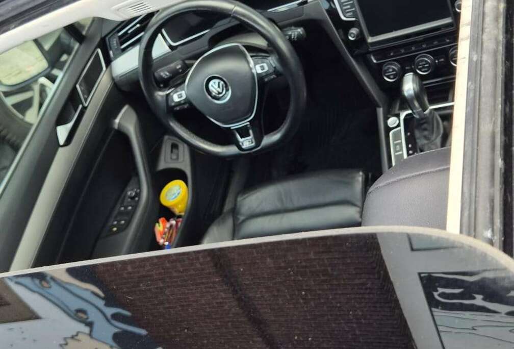 Volkswagen Passat SW 2.0 CR TDi Comfortline Business DSG