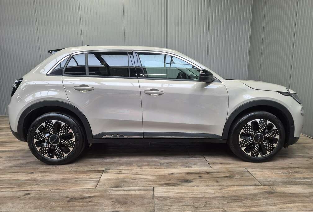 Fiat 1.2Hybrid 101pk La Prima automaat