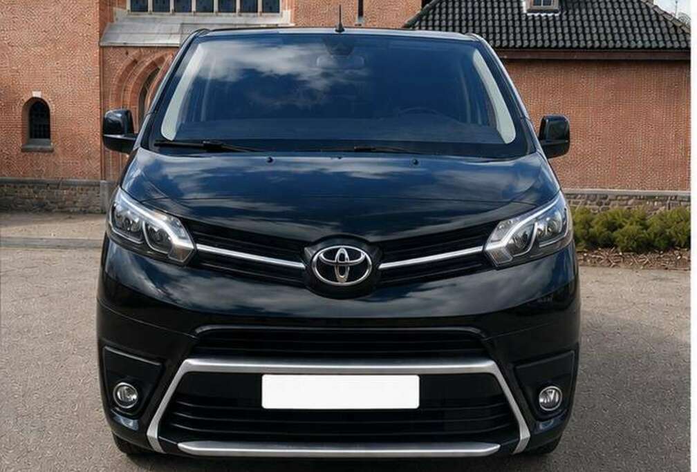 Toyota 2,0-l-D-4D L1 (8-Si.) Autm. Verso