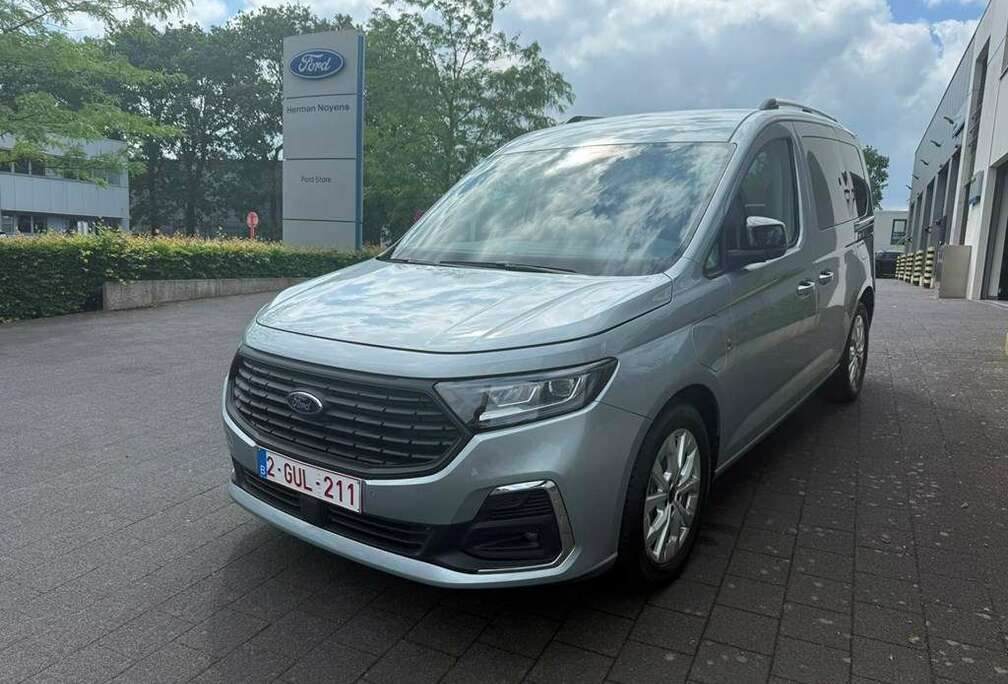 Ford Titanium PHEV