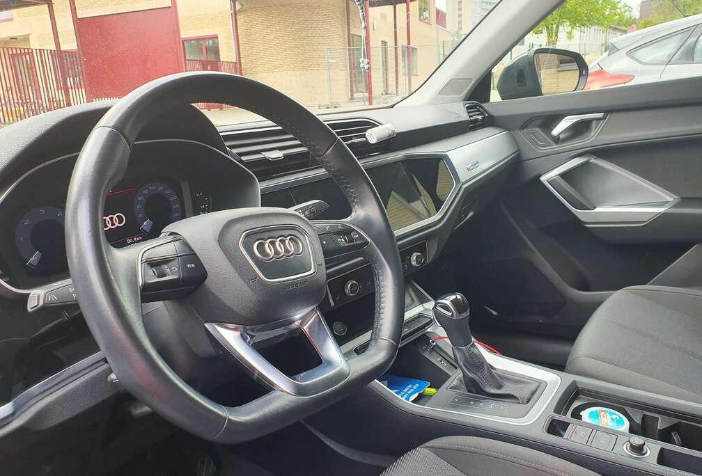 Audi 35 TDi Advanced S tronic