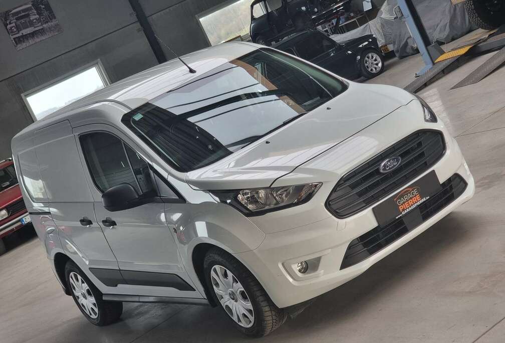 Ford 210 1.0 EcoBoost Ambiente (EU6.2)